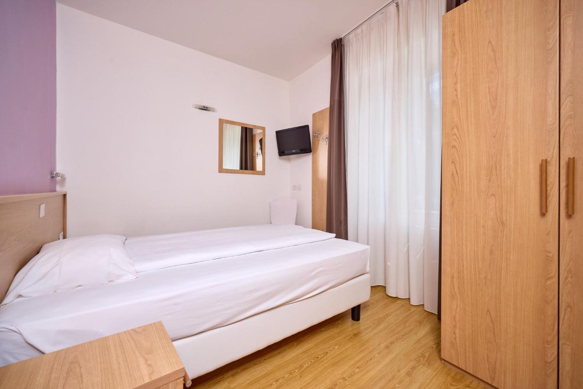 Hotel Geier 托尔博莱 外观 照片